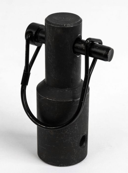 Шнек - адаптер шнека DDE (мотор type Stihl - шнек DDE) / (мама ф 20 мм шлиц. - папа ф 20 мм) фото в интернет-магазине "Сортовые семена"
